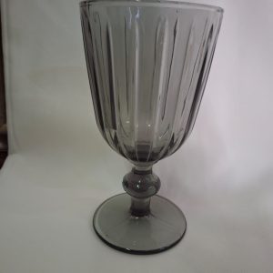 Copa rayada gris